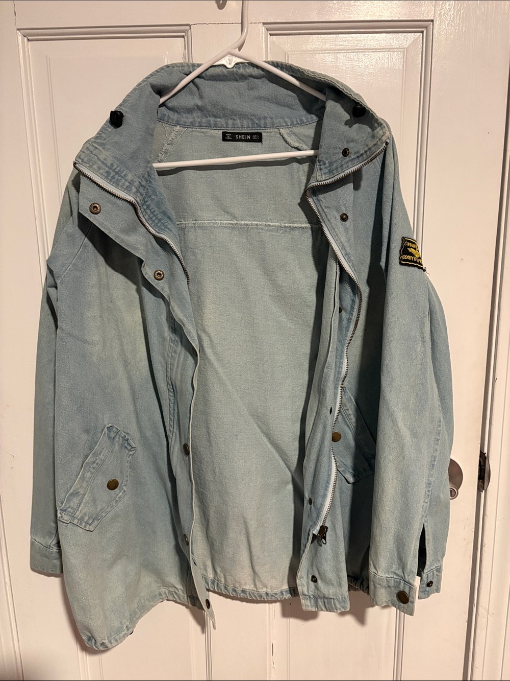 SHEIN Light Blue Woman’s Lightweight Denim Shirt Jacket